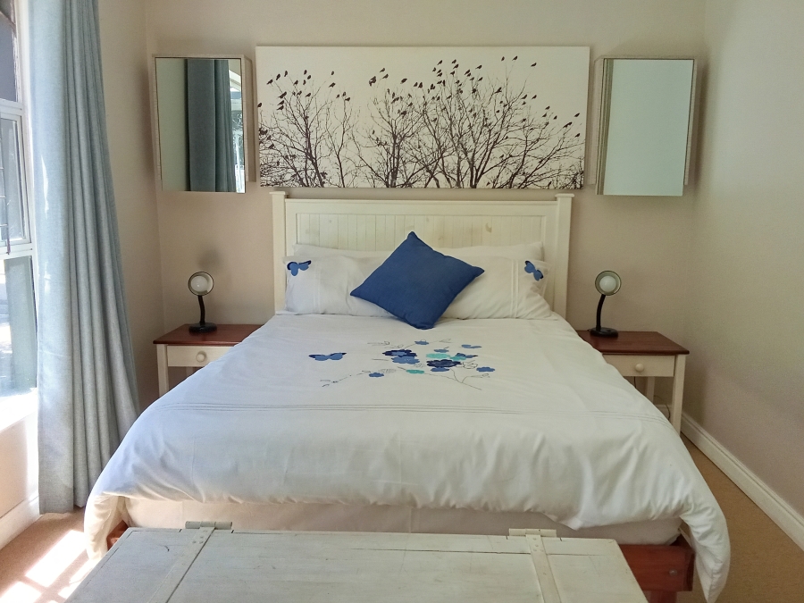 5 Bedroom Property for Sale in Kleinbaai Western Cape